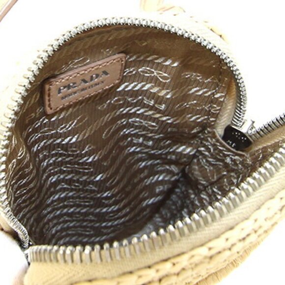 PRADA Beige Leather Shoulder Bag - Picture 3 of 8